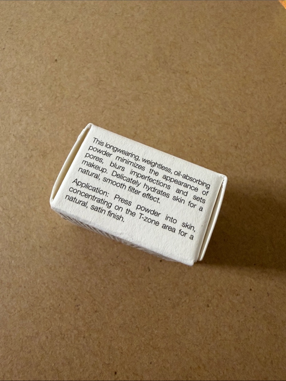 Rms Hydra Setting Powder – light - Picture 2 of 4